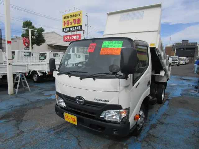 日野 デュトロ TKG-XZU610T(2WD)の写真1