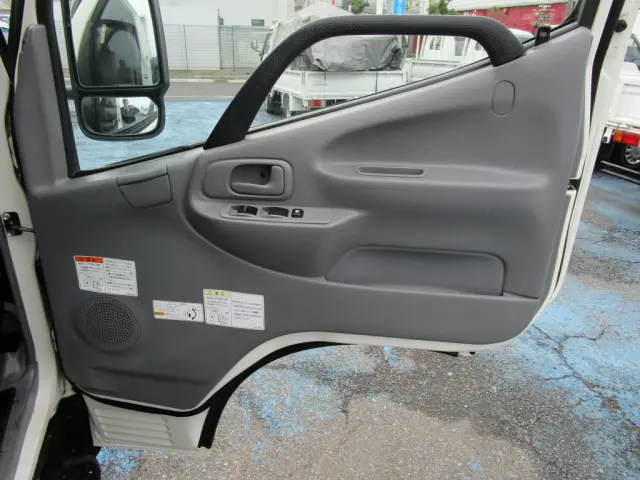 日野 デュトロ TKG-XZU610T(2WD)の写真37