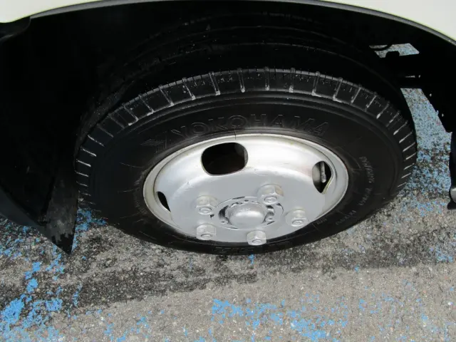 日野 デュトロ TKG-XZU610T(2WD)の写真43