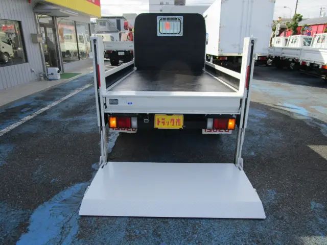 いすゞ エルフ TPR-NHR85AN(2WD)の写真4