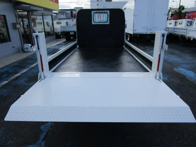 いすゞ エルフ TPR-NHR85AN(2WD)の写真13