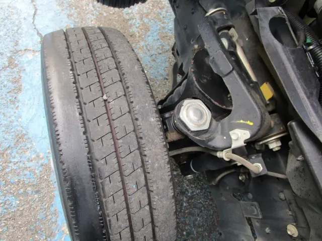 いすゞ エルフ TPR-NHR85AN(2WD)の写真24