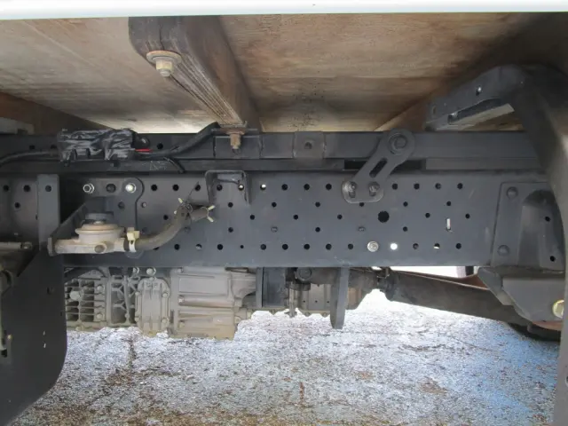 いすゞ エルフ TPR-NHR85AN(2WD)の写真27