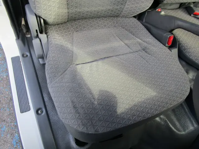 いすゞ エルフ TPR-NHR85AN(2WD)の写真36