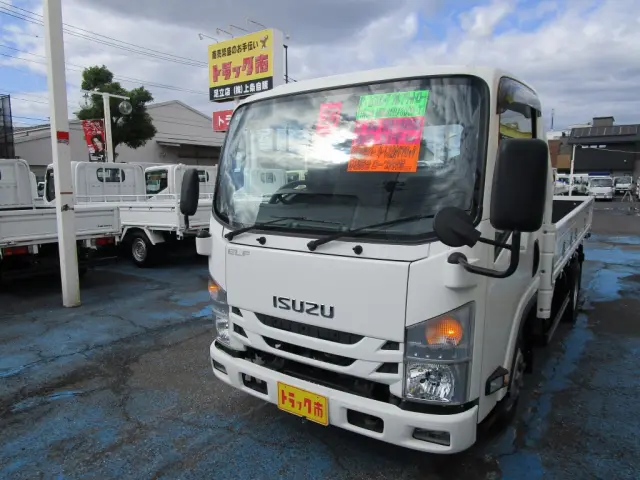 いすゞ エルフ TRG-NMR85R(2WD)の写真1