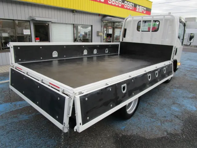 いすゞ エルフ TRG-NMR85R(2WD)の写真2