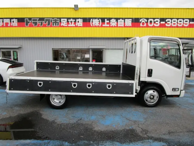 いすゞ エルフ TRG-NMR85R(2WD)の写真9