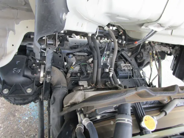 いすゞ エルフ TRG-NMR85R(2WD)の写真14