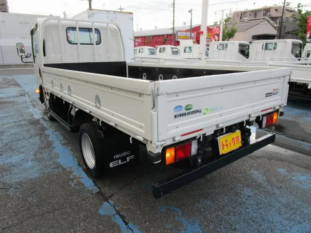 いすゞ エルフ TRG-NMR85R(2WD)の写真19