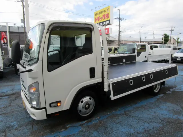 いすゞ エルフ TRG-NMR85R(2WD)の写真42