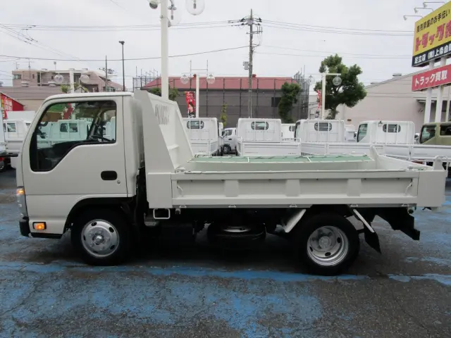 いすゞ エルフ TKG-NJR85AD(2WD)の写真14