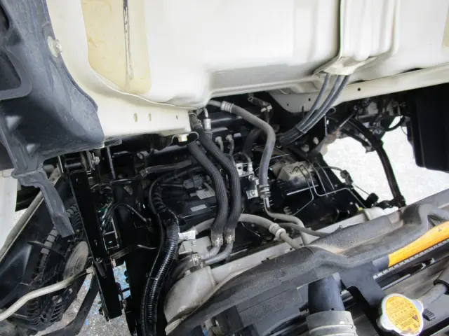 いすゞ エルフ TKG-NJR85AD(2WD)の写真18