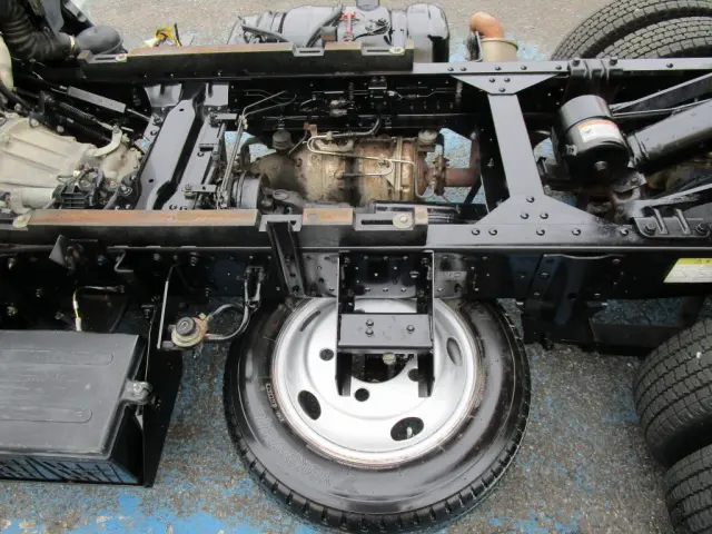 いすゞ エルフ TKG-NJR85AD(2WD)の写真20