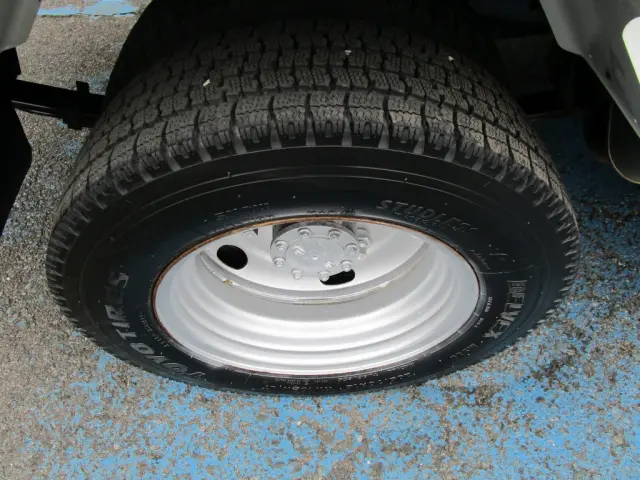 いすゞ エルフ TKG-NJR85AD(2WD)の写真49