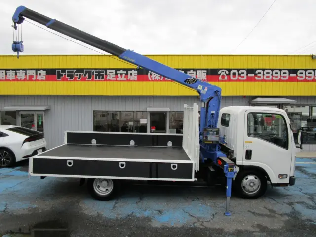 いすゞ エルフ TKGH-NMR85AN(2WD)の写真10