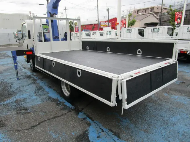 いすゞ エルフ TKGH-NMR85AN(2WD)の写真15