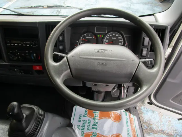 いすゞ エルフ TKGH-NMR85AN(2WD)の写真31