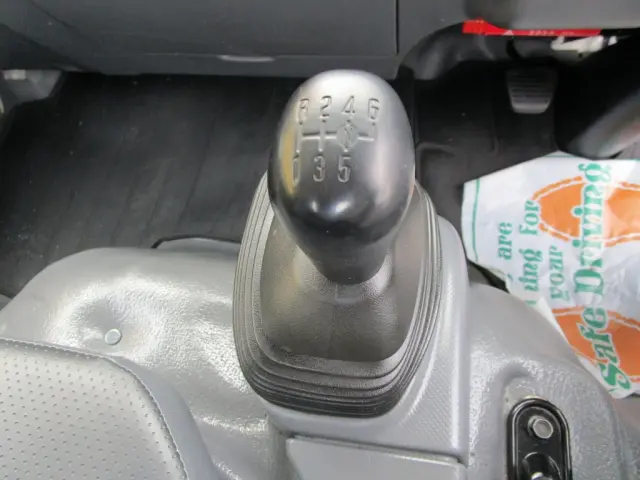 いすゞ エルフ TKGH-NMR85AN(2WD)の写真33