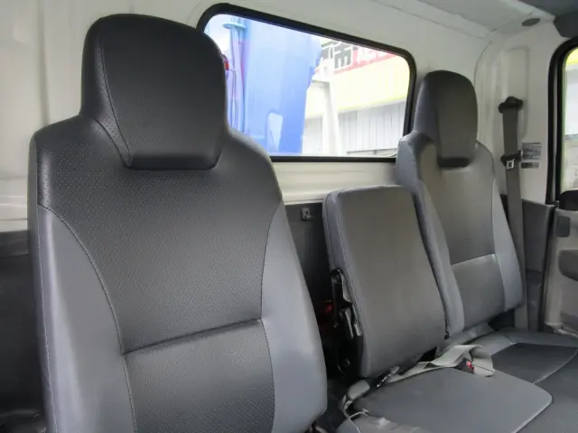 いすゞ エルフ TKGH-NMR85AN(2WD)の写真35