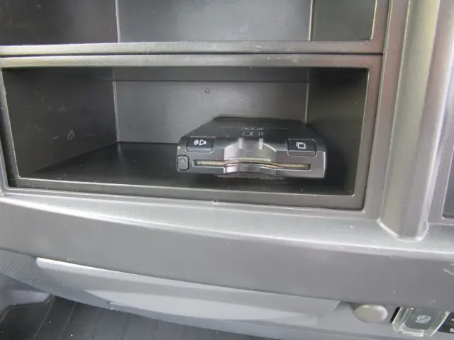 いすゞ エルフ TKGH-NMR85AN(2WD)の写真42