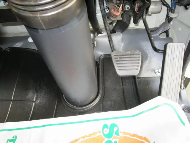 いすゞ エルフ TRG-NLR85AN(2WD)の写真34