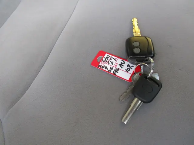 いすゞ エルフ TRG-NLR85AN(2WD)の写真46