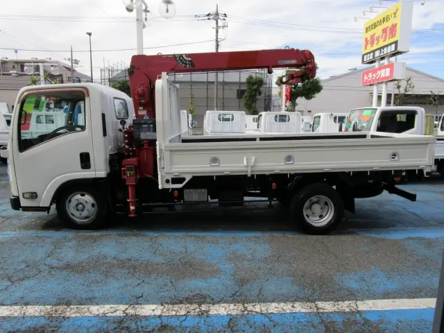 いすゞ エルフ SKG-NMR85AN(2WD)の写真10