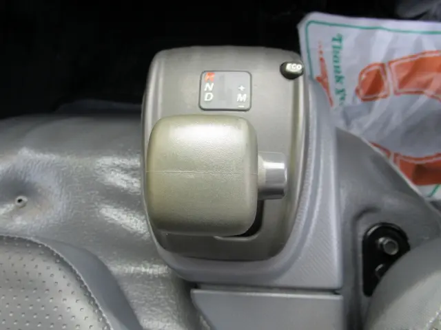 いすゞ エルフ SKG-NMR85AN(2WD)の写真33