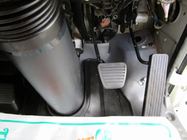 いすゞ エルフ SKG-NMR85AN(2WD)の写真34