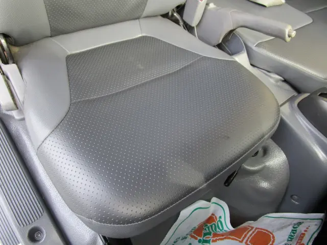 いすゞ エルフ SKG-NMR85AN(2WD)の写真36