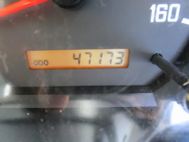 いすゞ エルフ SKG-NMR85AN(2WD)の写真46