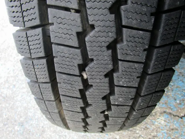 いすゞ エルフ SKG-NMR85AN(2WD)の写真48