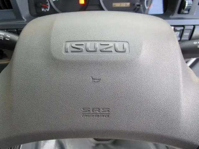 いすゞ エルフ TRG-NJR85A(2WD)の写真30