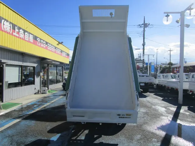 いすゞ エルフ SKG-NJR85AD(2WD)の写真21