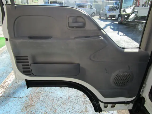 いすゞ エルフ SKG-NJR85AD(2WD)の写真24