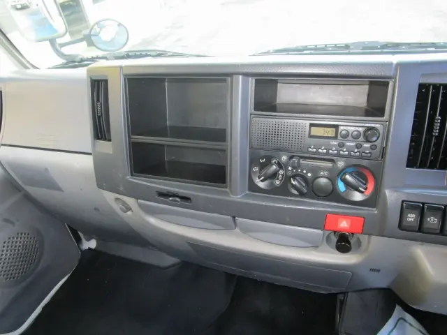 いすゞ エルフ SKG-NJR85AD(2WD)の写真26