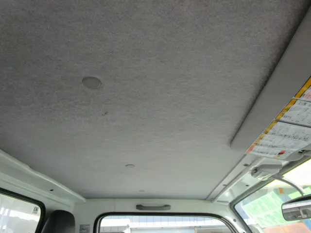 いすゞ エルフ SKG-NJR85AD(2WD)の写真33