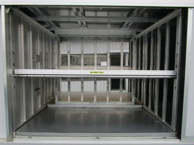 いすゞ エルフ TKG-NLR85N(2WD)の写真16