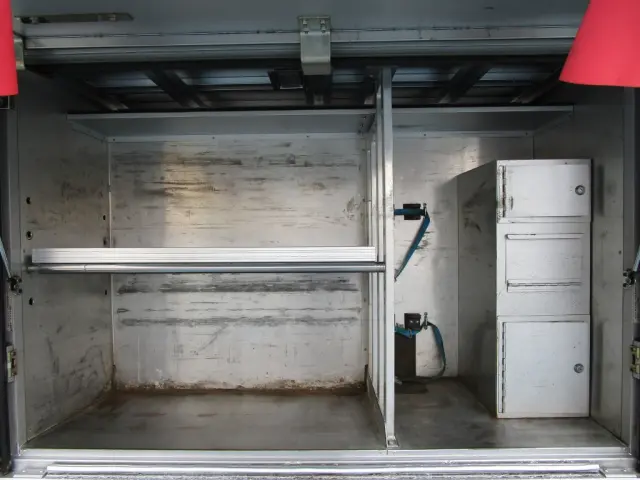 いすゞ エルフ TKG-NLR85N(2WD)の写真17