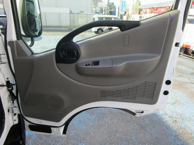 日産 アトラス CBF-SQ2F24(2WD)の写真38