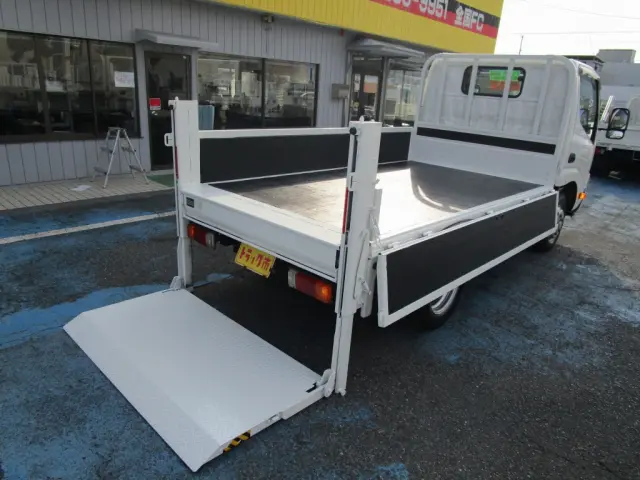 日野 デュトロ 2RG-XZU605M(2WD)の写真2