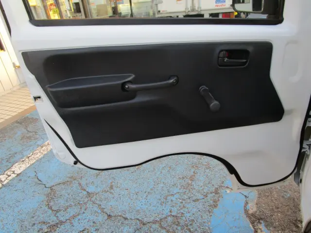 日産 クリッパーバン EBD-DR16T(2WD)の写真22