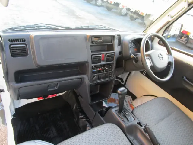 日産 クリッパーバン EBD-DR16T(2WD)の写真31