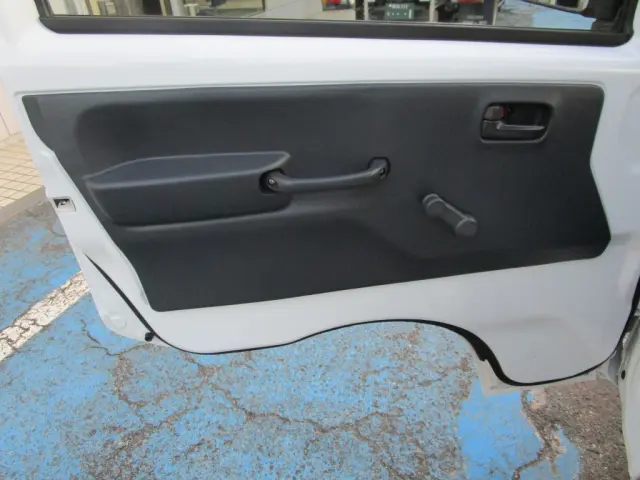 日産 クリッパーバン EBD-DR16T(2WD)の写真23