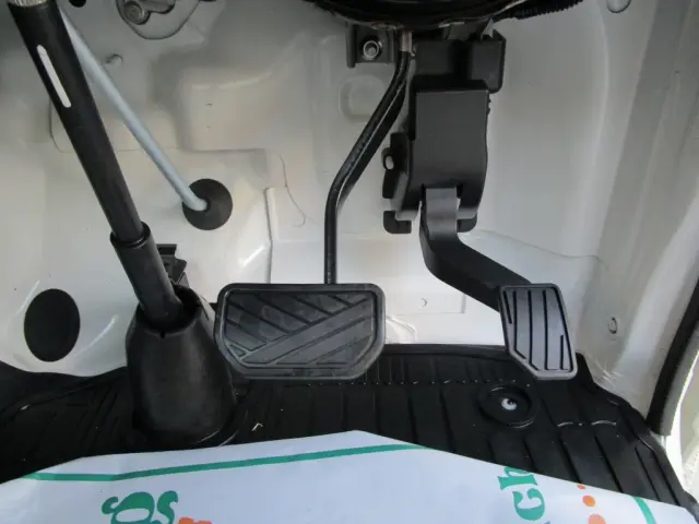 日産 クリッパーバン EBD-DR16T(2WD)の写真28