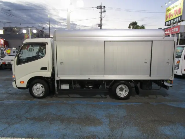 日野 デュトロ TPG-XZC645M(2WD)の写真17