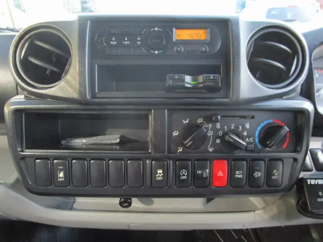 日野 デュトロ TPG-XZC645M(2WD)の写真34