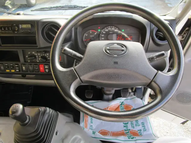日野 デュトロ TKG-XZU650M(2WD)の写真19