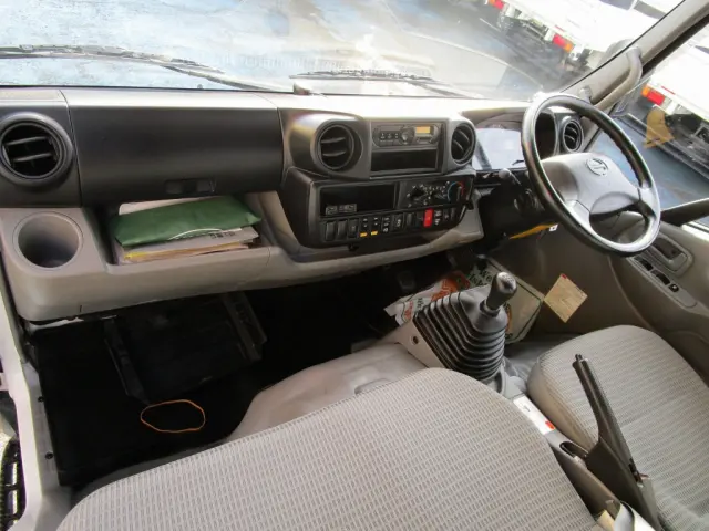 日野 デュトロ TKG-XZU650M(2WD)の写真25