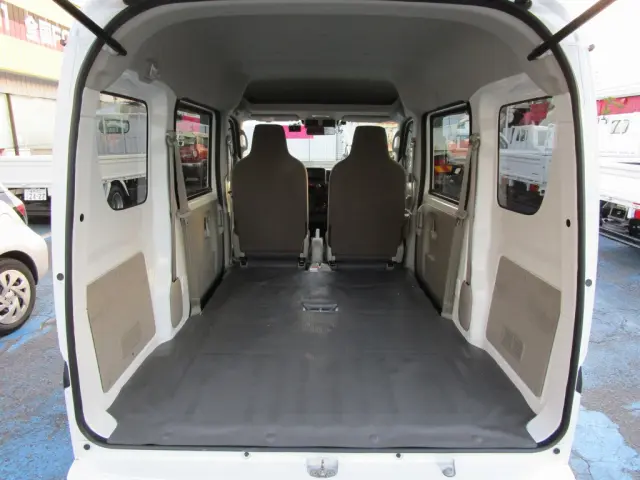 日産 クリッパーバン 5BD-DR17V(2WD)の写真12